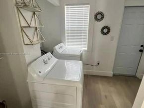 7814 NW 5th Ct, Miami FL 33150