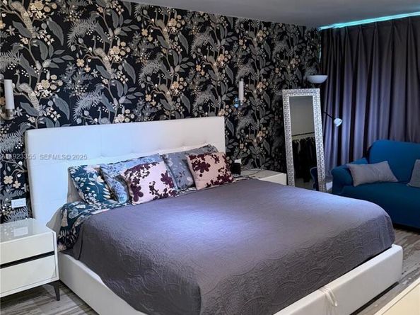 5750 Collins Ave 11D, Miami Beach FL 33140