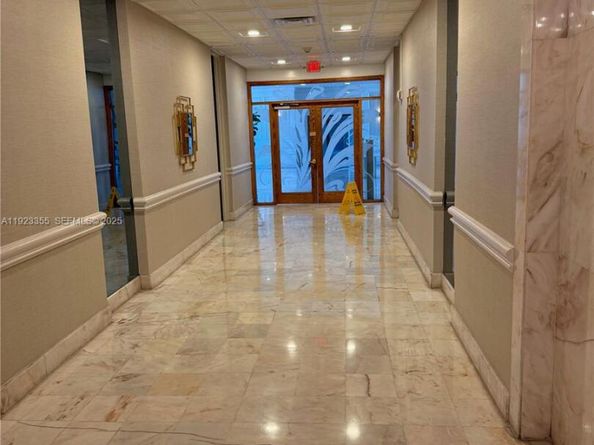 5750 Collins Ave 11D, Miami Beach FL 33140