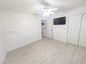 8958 W Sample Rd 8958, Coral Springs FL 33065