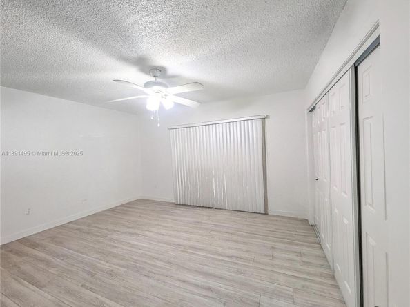 8958 W Sample Rd 8958, Coral Springs FL 33065