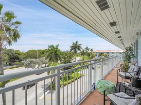 405 S Pine Island Rd 403D, Plantation FL 33324