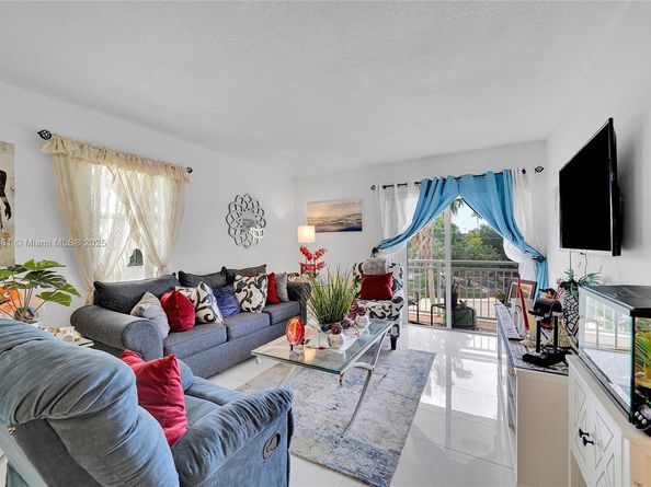 405 S Pine Island Rd 403D, Plantation FL 33324
