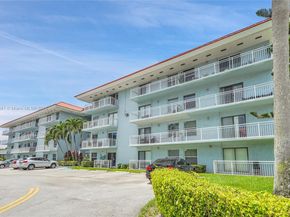 405 S Pine Island Rd 403D, Plantation FL 33324
