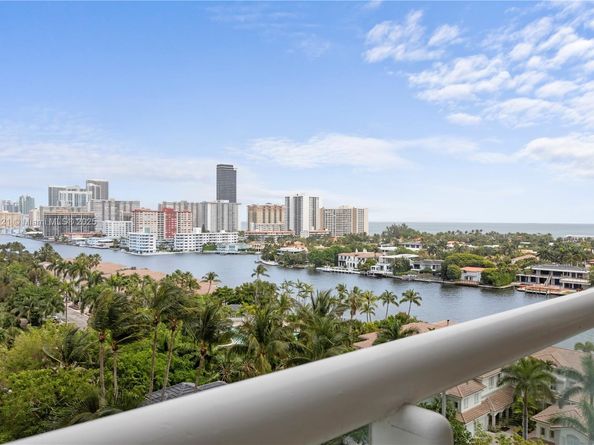 21050 Point Pl 1103, Aventura FL 33180