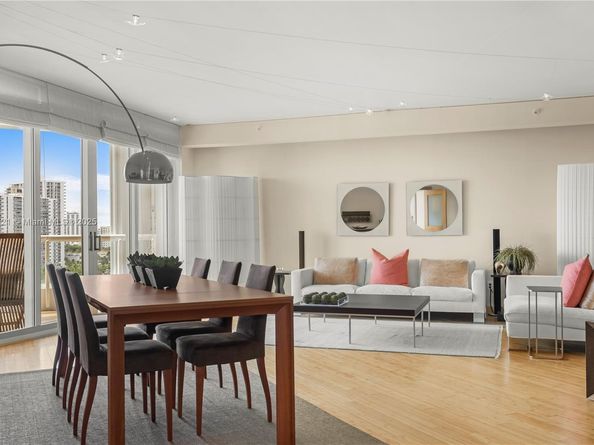 21050 Point Pl 1103, Aventura FL 33180