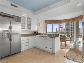 21050 Point Pl 1103, Aventura FL 33180