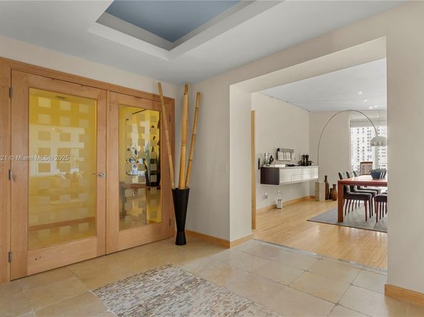 21050 Point Pl 1103, Aventura FL 33180