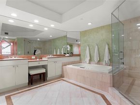 21050 Point Pl 1103, Aventura FL 33180