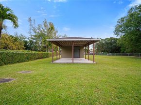 14031 NW 5th Ave, Miami FL 33168