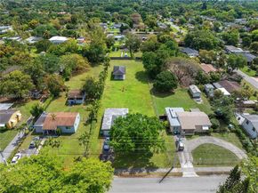 14031 NW 5th Ave, Miami FL 33168