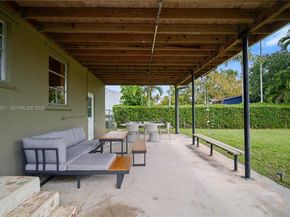 14031 NW 5th Ave, Miami FL 33168