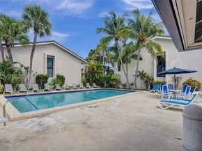 2689 NE 165th St 56, North Miami Beach FL 33160