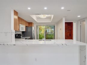 2689 NE 165th St 56, North Miami Beach FL 33160