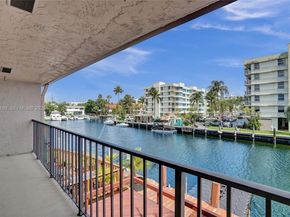 2689 NE 165th St 56, North Miami Beach FL 33160