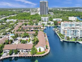 2689 NE 165th St 56, North Miami Beach FL 33160