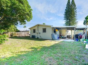 6741 Coolidge St, Hollywood FL 33024