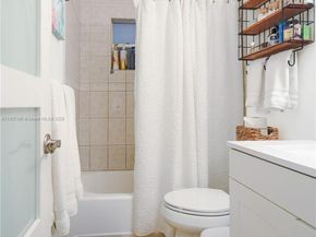 6741 Coolidge St, Hollywood FL 33024