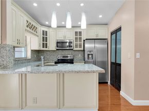 570 Woodgate Cir A, Sunrise FL 33326