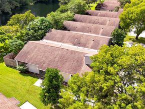 570 Woodgate Cir A, Sunrise FL 33326