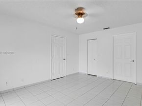 570 Woodgate Cir A, Sunrise FL 33326