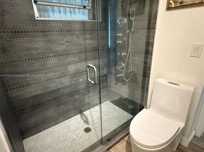12500 Alamanda Dr, North Miami FL 33181