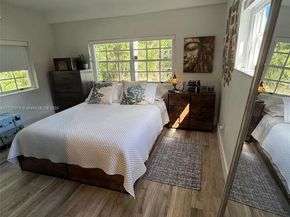 12500 Alamanda Dr, North Miami FL 33181