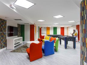 21050 Point Pl 502, Aventura FL 33180