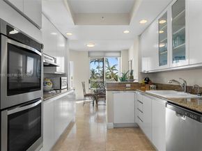 21050 Point Pl 502, Aventura FL 33180