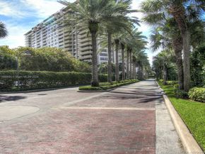 2 Grove Isle Dr B1708, Miami FL 33133