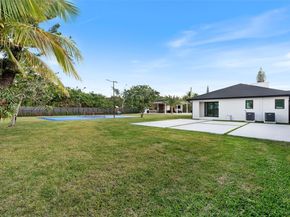12425 SW 226th St, Miami FL 33170