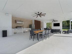 12425 SW 226th St, Miami FL 33170