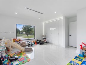 12425 SW 226th St, Miami FL 33170