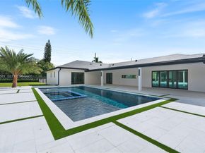 12425 SW 226th St, Miami FL 33170