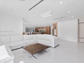 12425 SW 226th St, Miami FL 33170