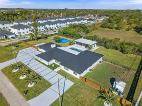 12425 SW 226th St, Miami FL 33170