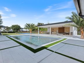 12425 SW 226th St, Miami FL 33170