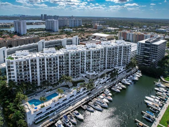 3029 NE 188th St 625, Aventura FL 33180