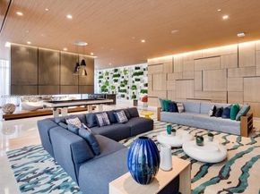 55 SW 9th St 1808, Miami FL 33130