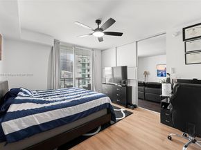 90 SW 3rd St 2214, Miami FL 33130