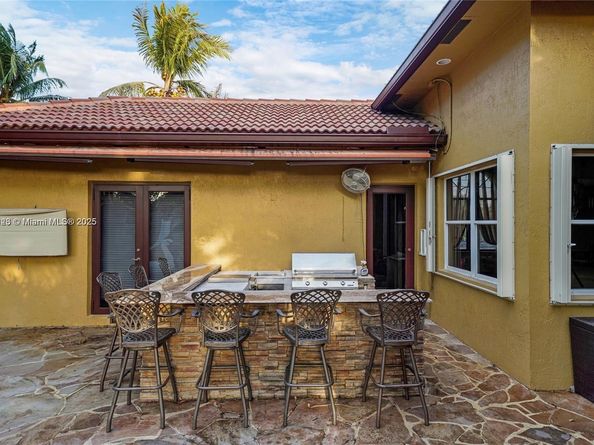 14503 SW 16th St, Davie FL 33325