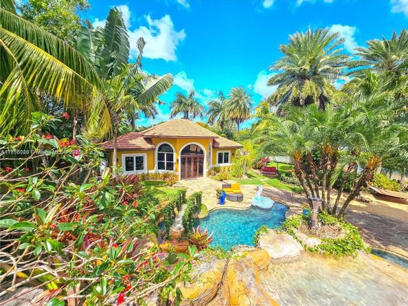 14503 SW 16th St, Davie FL 33325