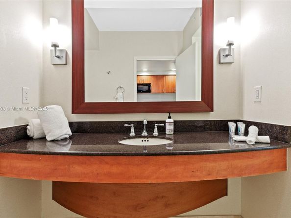 18001 Collins Ave 511, Sunny Isles Beach FL 33160