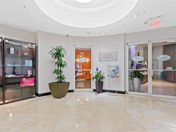 18001 Collins Ave 511, Sunny Isles Beach FL 33160