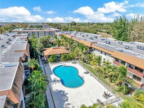 7473 SW 82nd St A209, Miami FL 33143
