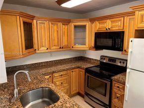 7473 SW 82nd St A209, Miami FL 33143