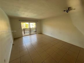 7473 SW 82nd St A209, Miami FL 33143