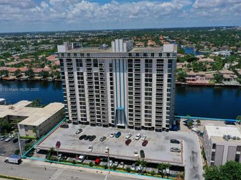 1600 S Ocean Dr