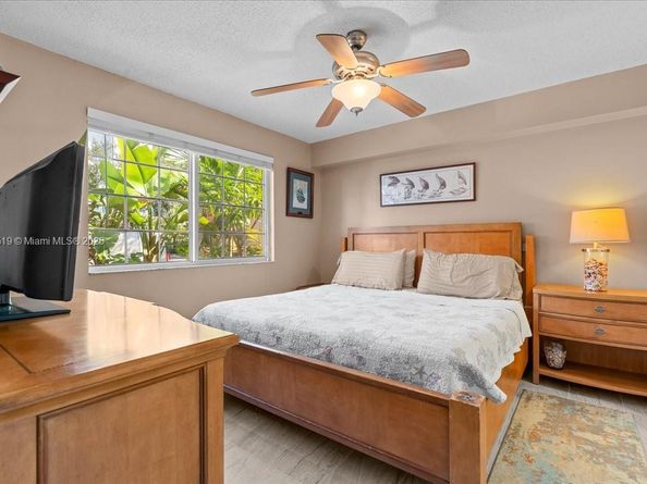 2021 SE 10th Ave 212, Fort Lauderdale FL 33316