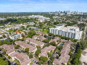 2021 SE 10th Ave 212, Fort Lauderdale FL 33316